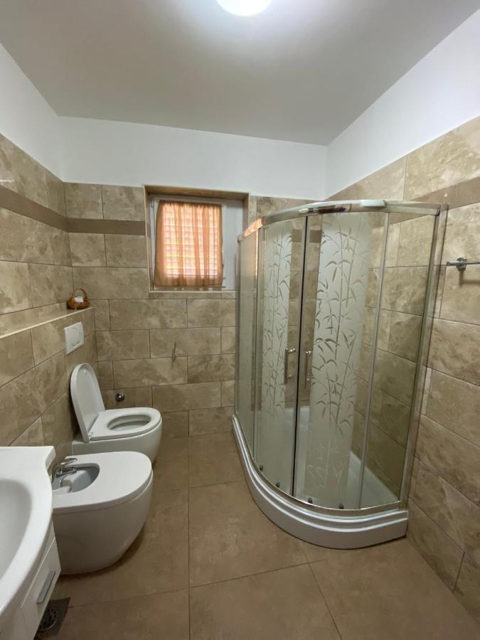 Apartmani Sara Omisalj Exterior photo